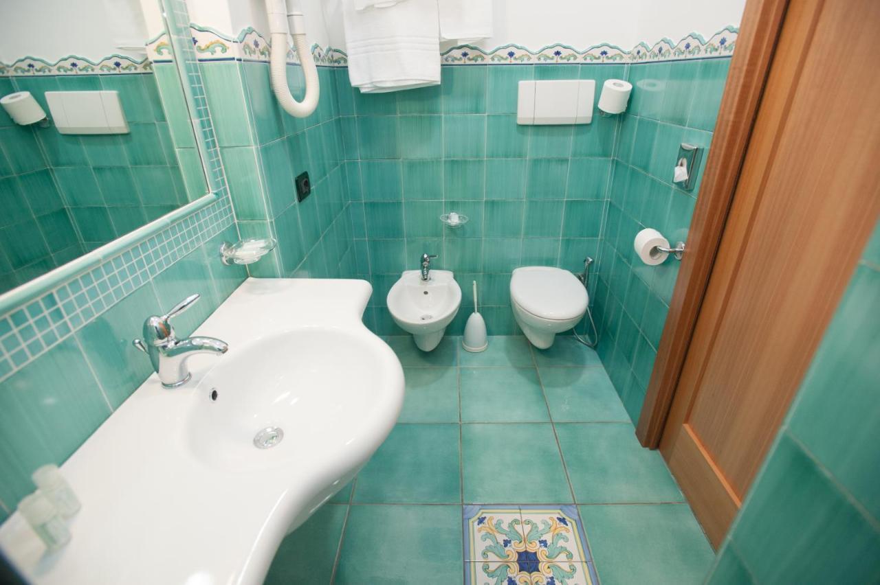 Hotel Villa Sirena - Thermae & Spa Ischia Exteriér fotografie